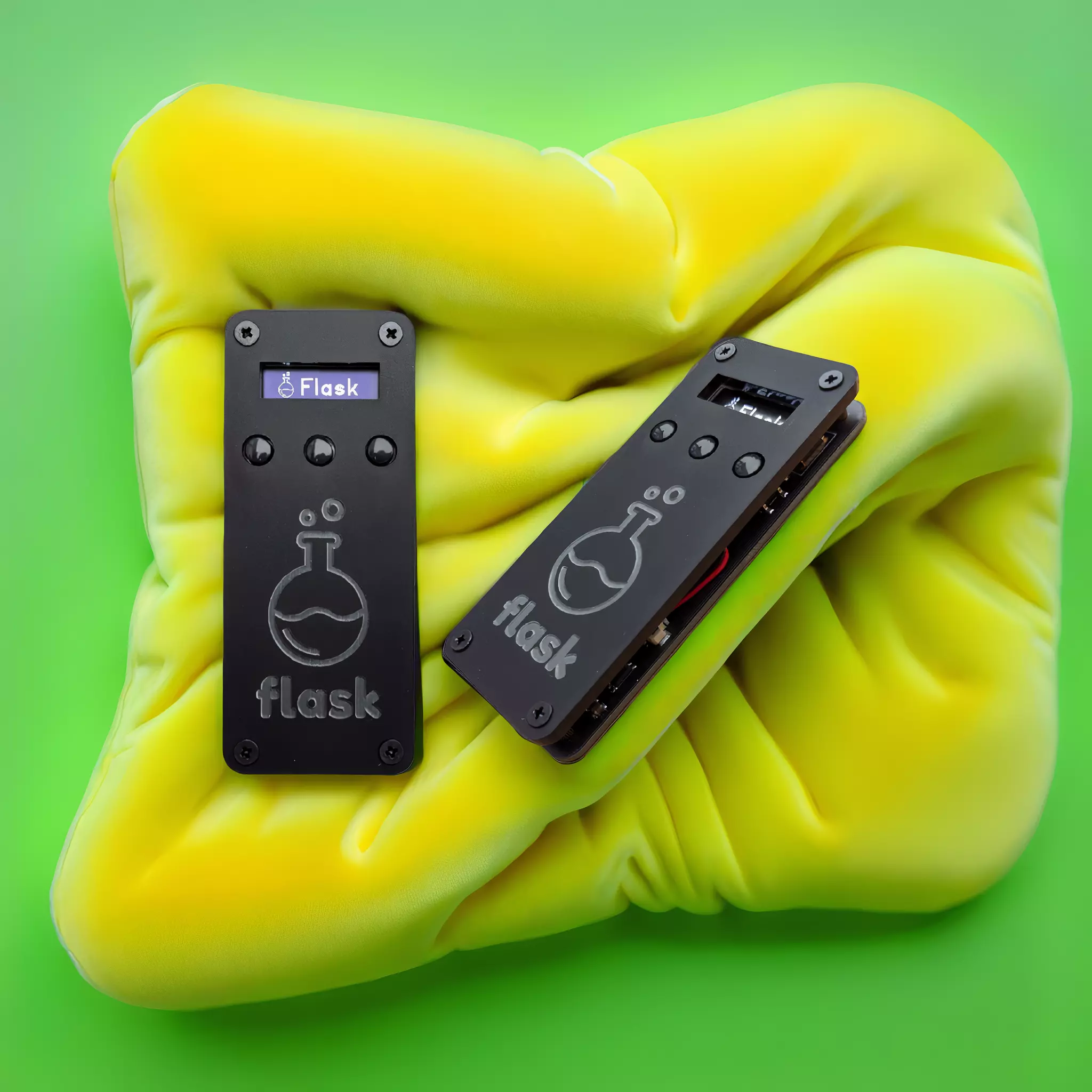 The Flask, an NFC Emulation device